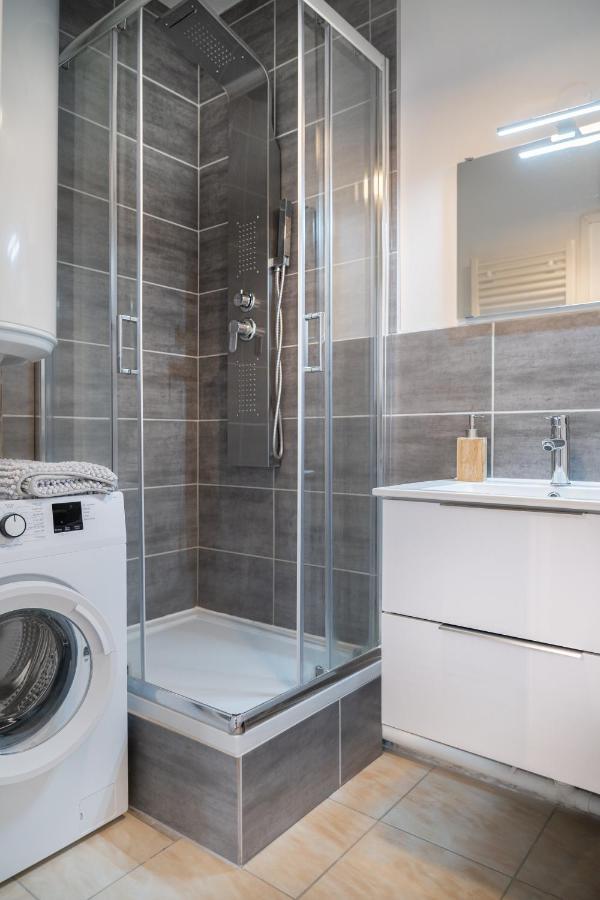 Le Petit Bouchon De Troyes Classe 3 Etoiles エクステリア 写真