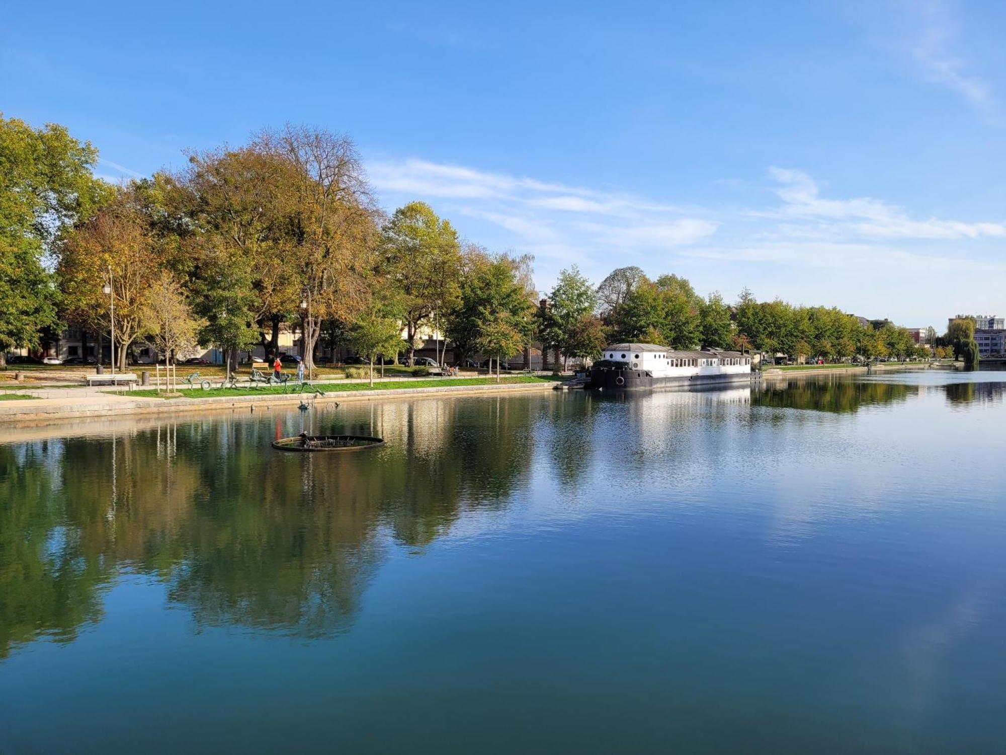 Le Petit Bouchon De Troyes Classe 3 Etoiles エクステリア 写真